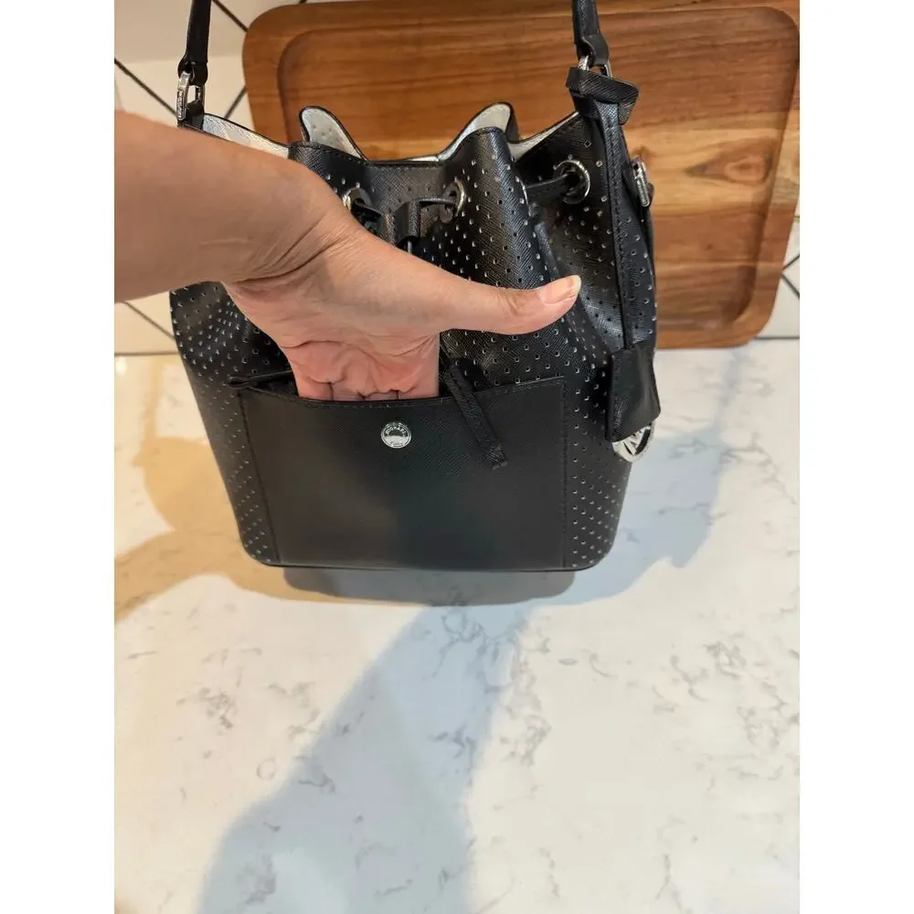 Michael Michael Kors Greenwich Medium Bucket Bag leather minimalist neutral